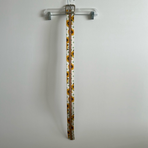 Dolce& Gabbana Belt Size 32“ - Picture 2 of 7